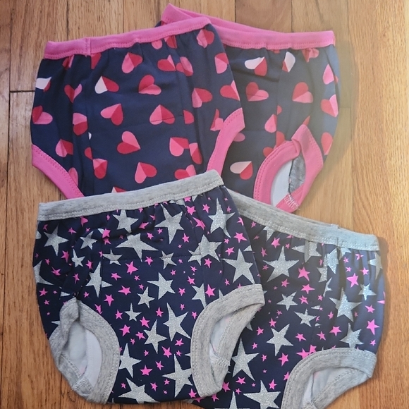 NWOT 4 pack Big Elephant toddler training underwear 2T stars & hearts - Picture 1 of 2